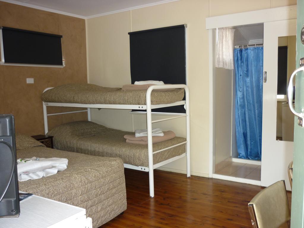 Roma Aussie Tourist Park Motel Exterior photo